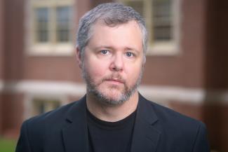 Stephen Oleszek headshot